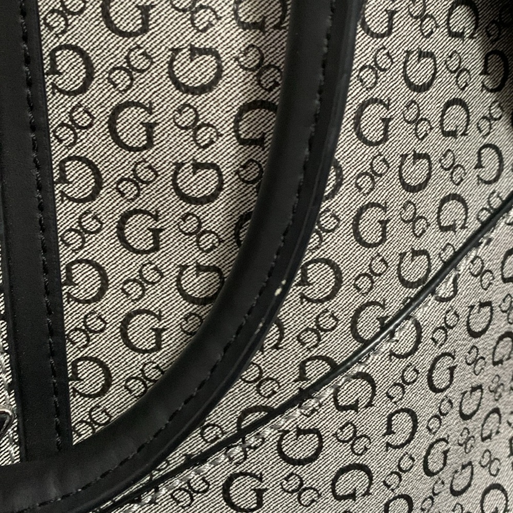 GUESS Handbag - Picture 5 of 5